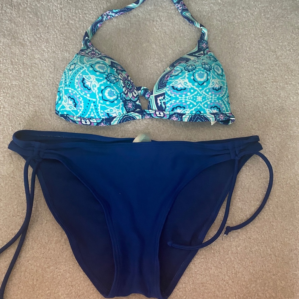 Blue floral bikini